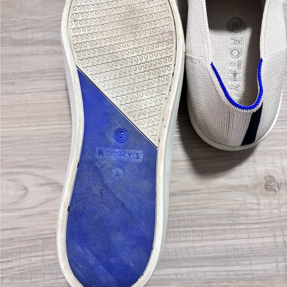 Light Gray Slip-On Loafers with Elastic‎ Goring and Rubber Sole - Picture 5 of 7